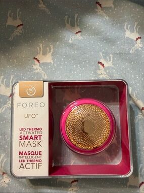 UFO foreo led mask device